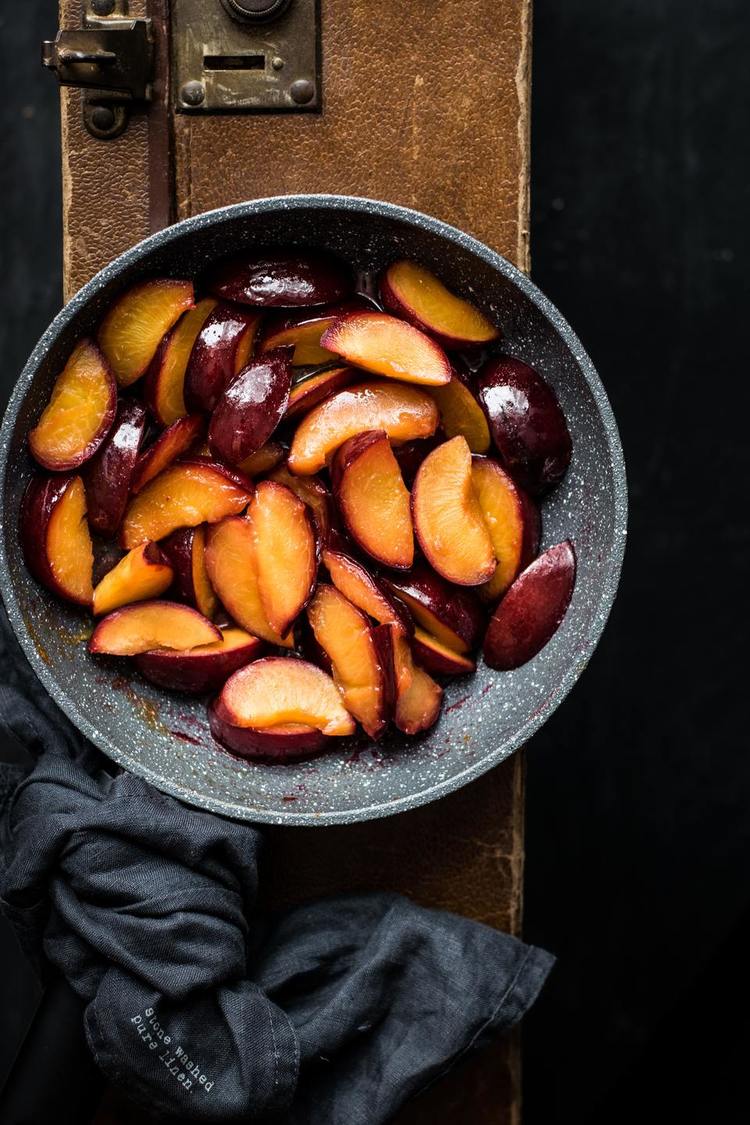 Paleo Recipe - Paleo Maple Roasted Plums and Apples