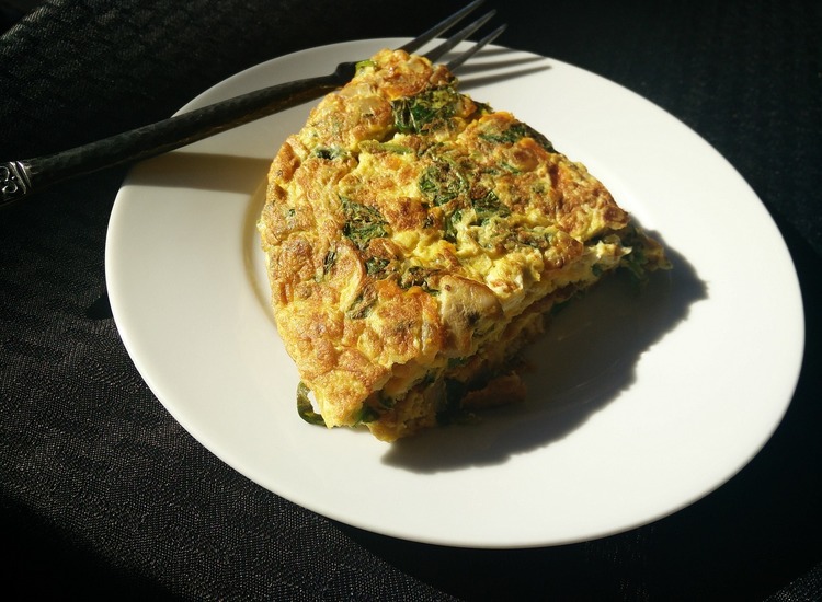 Paleo Friendly Omelette with Spinach